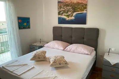 Image de Appartement de trois chambres avec la terrasse et la vue sur le mer Podgora, Makarska (A-22389-a)