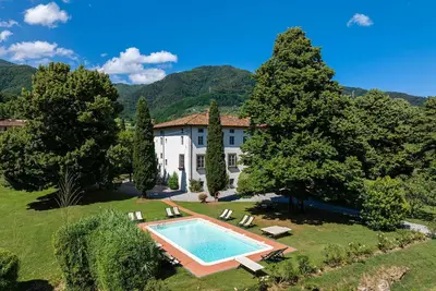 Image de Villa à Segromigno In Monte avec 11 chambres à coucher, 22 couchages