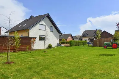 Image de Maison de vacances spacieuse avec grand jardin