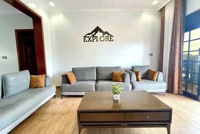 Wonderful 2-bedroom apartment with Fast WiFi
