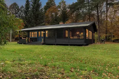 Image de Cozy summer house near the beach and.