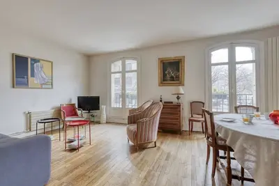 Image de Traditional & Charming Parisian flat - Luxury 16th