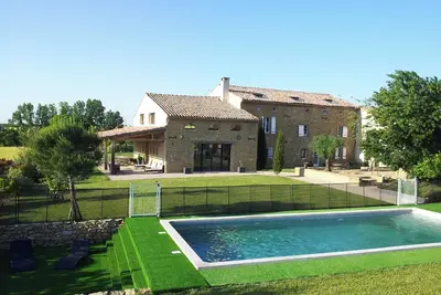 Image de Gite L'espeyronis. Villa en campagne, 22 lits, piscine, jacuzzi, pétanque.