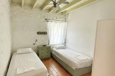 Image de Traditional 2 Bd Chora House Patmos with Terrace