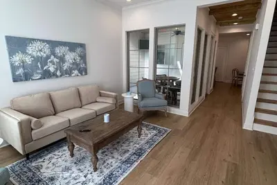 Image de Ragin Cajun House-King Beds-Prime Spot-Soaker Tub