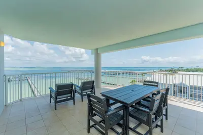 Image de O601 Oversized Bayside Luxury | Pool Table | Lazy River & Resort Pools