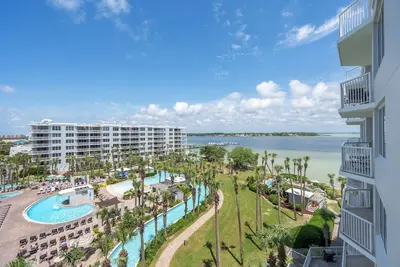 Image de O606 Coastal Luxury | Panoramic Views | Spacious 3br Condo w/ Resort Access