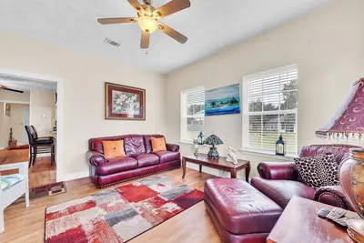 Image de New! Charming Coastal Retreat in Bay St Louis