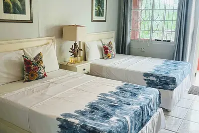 Image de Paradise on the Rocks - Suite w/Kitchenette #11