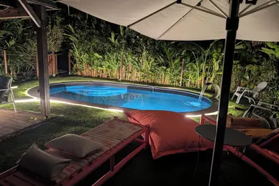Bungalow cosy dans un parc magnifique
