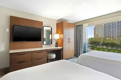 Image de Enjoy Theme Park Proximity - 2 Spacious Suites Near Attractions. Pets Allowed!