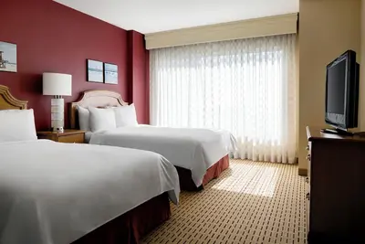 Image de Spacious Suite Near Disneyland and Anaheim GardenWalk - Onsite Swimming Pool