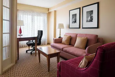 Image de Family-Friendly Stay Near Disneyland, Knott’s Berry Farm & Honda Center