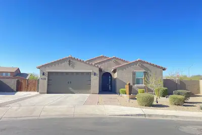 Image de A True Modern Oasis