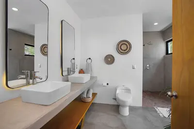 Image de Panoramic Views of Chapala with Swimming Pool Whole Lodging