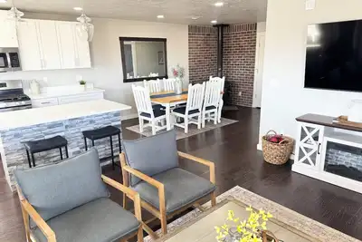 Image de Private Upstairs Apartment with Game Room on 5 Acre Ranch