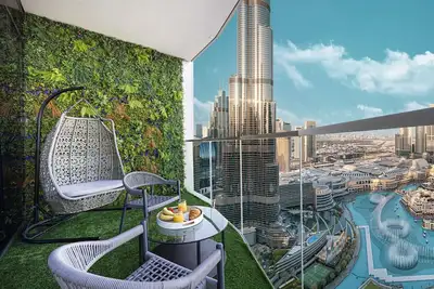 Image de Sky-High 4br | Sleeps 9 | Burj & Fountain Views