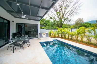Image de Villa Corazon - 3 bedrooms, 5 min walk to Uvita beach!