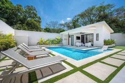 Image de Spacious home for whole family + 2 guest houses