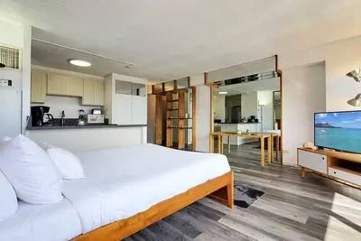Image de Monthly Discovery Bay 2515 Studio City / Waikiki / Mountain Views Queen Bed