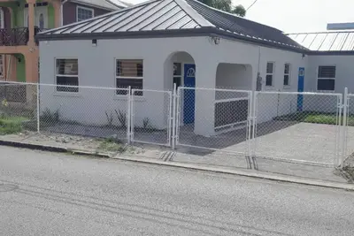 Image de Beautiful, newly built modern 3 bedroom 2 bathroom home