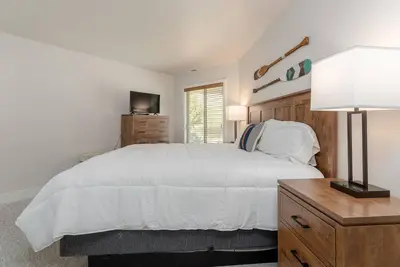 Image de Wapato Point Condo with Resort Amenities! 2bed/2bath, ground floor w/washer, unit 611