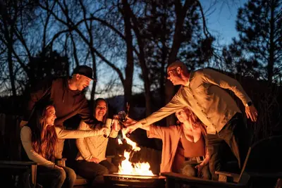 Image de Hot Tub, Fire Pit, Bocce Ball+