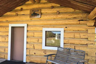 Image de Moose Cabin at Sikanni Ranch