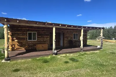 Image de Jack Side of Grizzly Cabin at Sikanni Ranch
