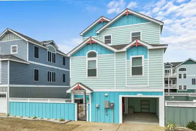 Image de Cb53- Tide and Seek, a spacious 4-bedroom home in the beautiful Oceanside area of Corolla.