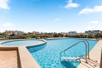 Image de Appartement 'Zenia' avec piscine partagée, Wi-Fi et climatisation