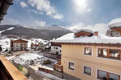 Image de Appartement \"Natale 5\" avec vue sur les montagnes, balcon et Wi-Fi