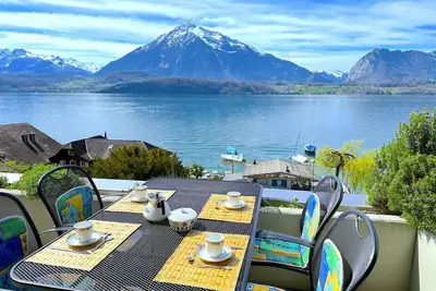 Image de SwissHut Stunning Views Alps & Lake - Apart. Herzog 22