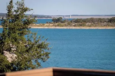 Image de Views of Canyon Lake: Huge Deck & Fire Pit