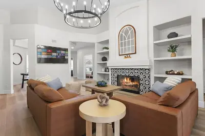 Image de Spacious 5 Bd Theater Room with Arcades!