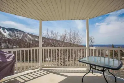 Image de Condo avec vue spectaculaire pour location mensuelle dans le Mont Sutton