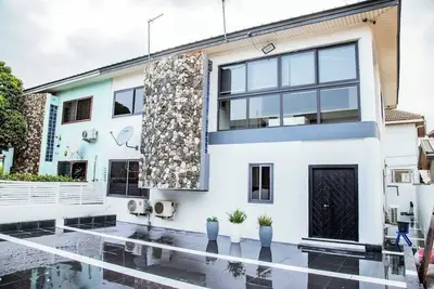 Image de Mordern 4bedroom in East airport+Gated community