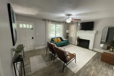 Image de Charming & serene urban retreat with WiFi, Ac in Spartanburg downtown area