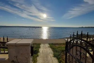 Image de Appartement d'une chambre prés de la plage Privlaka, Zadar (A-23917-c)