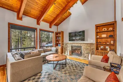Image de Northstar Getaway Perfect for Hiking & Skiing