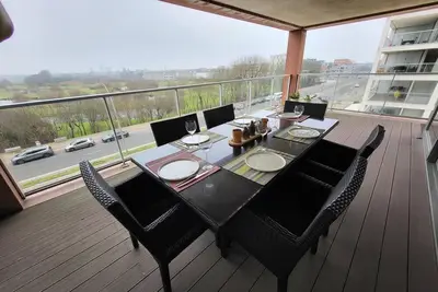 Image de Spacious apartment with large terrace & parking