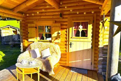 Image de SwissHut Idyllic Farm Cabin - Chalet GrabenmĂĽhle 1