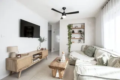 Image de Coastal 2-Bed Apartment with Courtyard