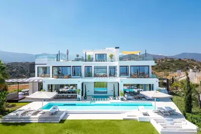 Image de Eagle's Crown Hilltop Villa