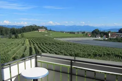 Image de Appartement '2, 70qm' avec vue sur le lac, balcon privé et Wi-Fi