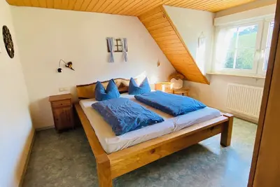 Image de Appartement \"Sonnenwohnung\" avec vue sur les montagnes, jardin partagé et Wi-Fi
