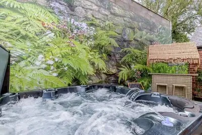 Image de Dawn's House Cromford-Quirky Colourful Home, Hot Tub, Pet Friendly Peak District