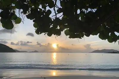 Image de Serene 1-bedroom apartment with WiFi, Ac in above Cane Garden Bay