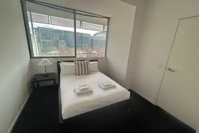 Image de Spacious 2-Bed Apt opposite Southern Cross Station