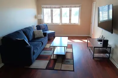 Image de Charming 2-bedroom condo with WiFi, Ac in quaint Sheboygan